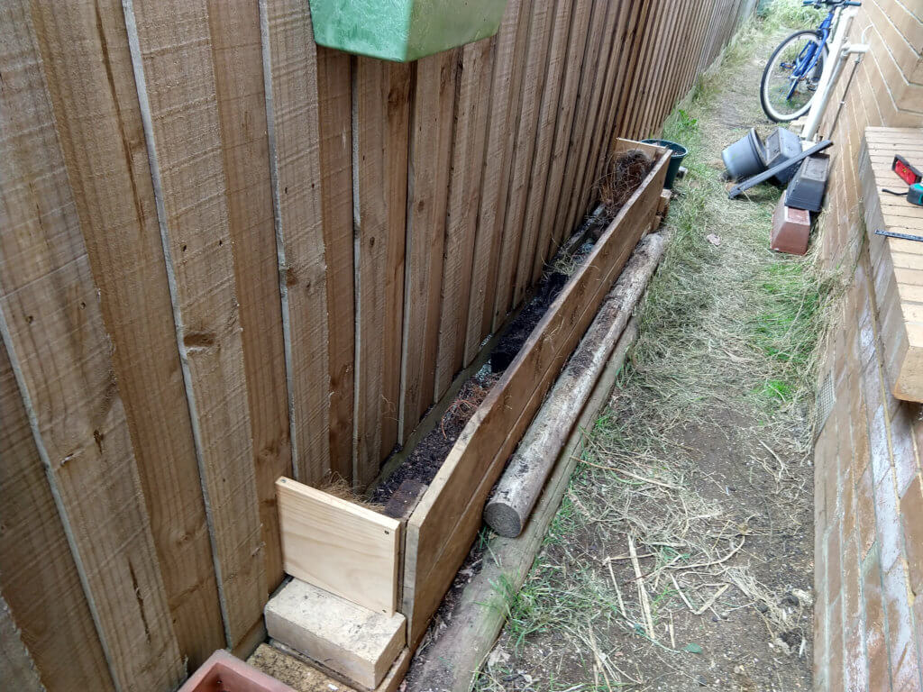 Building a Wicking Bed